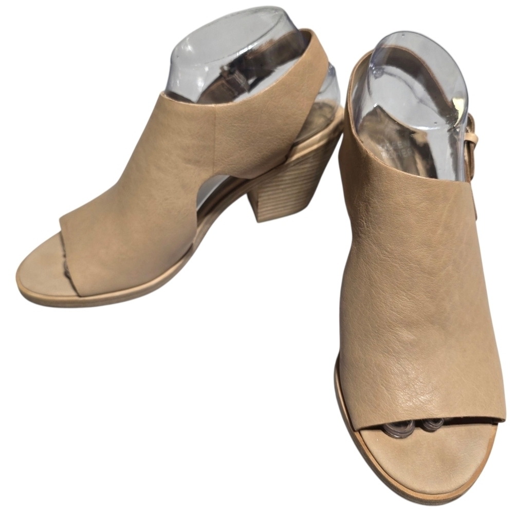 EUC EILEEN FISHER GLANCE NATURAL VACHETTA LEATHER PEEP TOE SLINGBACK HEEL SZ 8.5